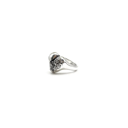 Heart cemetery ring